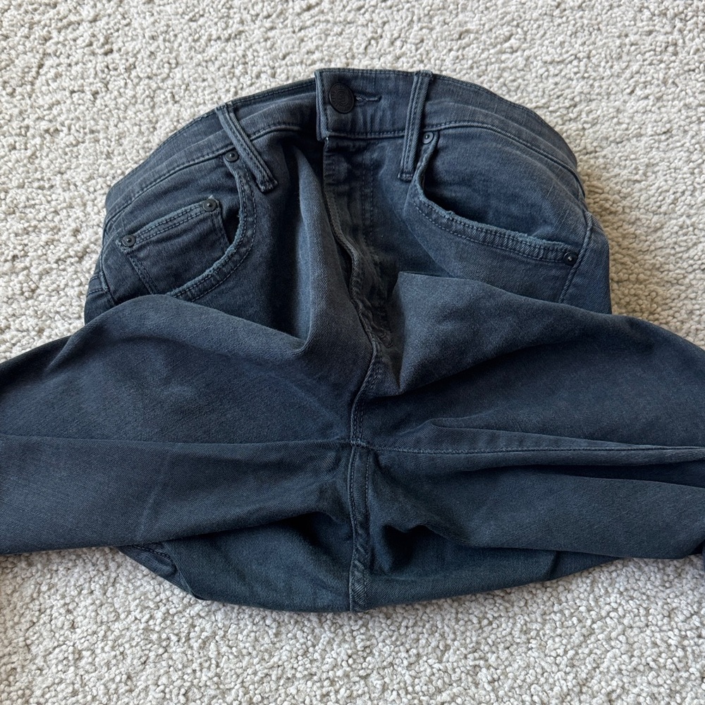 Mother Insider Crop Step Fray Jeans in Not Guilty Black Women’s Size 24 - Picture 15 of 16